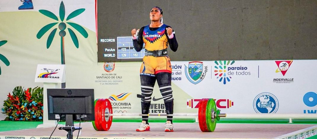 Valeria Rivas deja en alto la tricolor